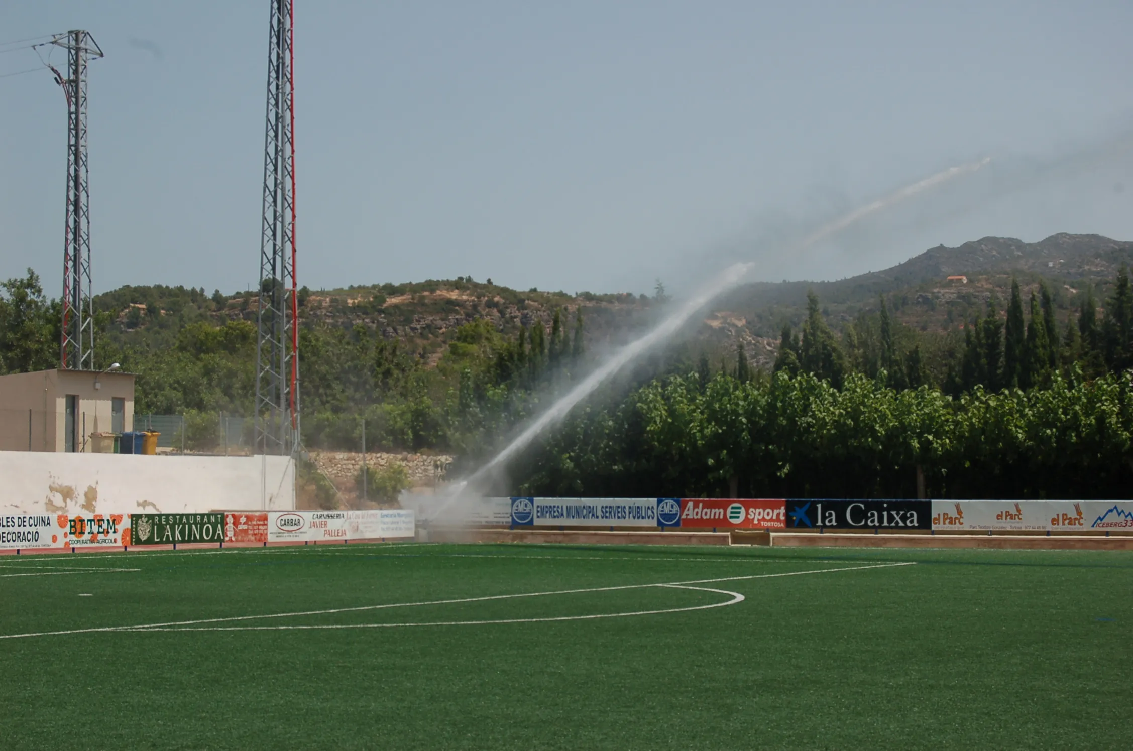 Instal·lacio i automatització de reg per camp de futbol